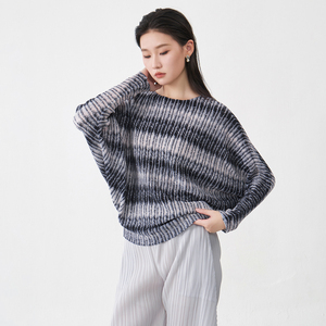 เสื้อแฟชั่นแขนค้างคาวของผู้หญิงทรงหลวมพิมพ์ลายเสื้อลำลอง - Product Image 3
