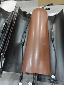Tuiles solaires incurvées, panneaux photovoltaïques en verre pour système d'énergie <span class=keywords><strong>solaire</strong></span> domestique, tuiles de toit solaires BIPV, 30W 32W, taille et <span class=keywords><strong>couleur</strong></span> personnalisées - Product Image 5