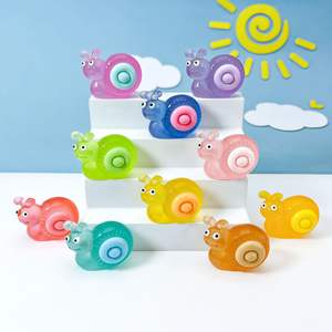 Venta caliente 3D dibujos animados Caracol luminoso Diy crema pegamento llavero colgante, resina Micro-Paisaje ornamento, accesorios de joyería - Product Image 5