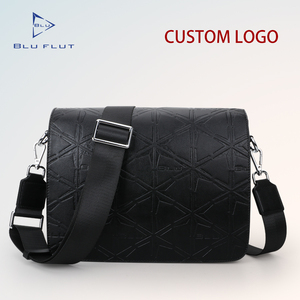 OEM özel marka imalatı deri Debossed Logo kadınlar çanta lüks CustomTravel çantası silindir çanta askılı çanta erkekler için - Product Image 2