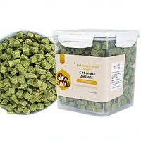 Conghui Pet Complément Alimentaire Lyophilisé pour Chats : Herbe, Grains et Poulet pour Soins Dentaires et Nutrition, Adapté à Tous les Stades de Vie