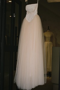 Robe de soirée pour femme, style élégant, tendance estivale, best-seller, robe de bal Maris, taille empire, tissu en mousseline, motif de personnage - Product Image 5