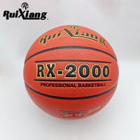 Ballon de basketball d'entraînement en salle Ruixiang, logo personnalisé imprimé, cuir PU en fibres ultra-fines, chambre à air en caoutchouc naturel, durable, 580-620g