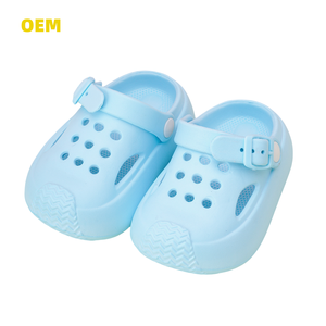 Zapatillas personalizadas para niños y niñas, último modelo de escándalo plano con agujero grande, plantilla EVA de diseño antideslizante suave para jardines y niños - Product Image 5