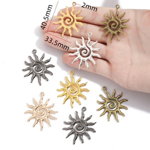 Dijes de Sol de 6 Colores de Aleación <span class=keywords><strong>para</strong></span> <span class=keywords><strong>Pendientes</strong></span>, Collares, Colgantes, <span class=keywords><strong>Accesorios</strong></span> de Joyería Hechos a Mano, 40*33mm L225 - Product Image 2