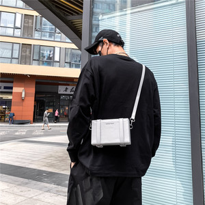 Nouveau Sac Bandoulière <span class=keywords><strong>Carré</strong></span> <span class=keywords><strong>Homme</strong></span> en Cuir PU Texturé, Mode 2024, Personnalisé et Tendance - Product Image 3