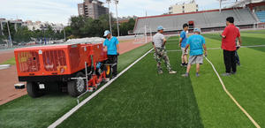 Meilleure machine à <span class=keywords><strong>gazon</strong></span> synthétique de football <span class=keywords><strong>Balayeuse</strong></span> de <span class=keywords><strong>gazon</strong></span> pour terrain de football Pelouse Machine à remplissage de sable <span class=keywords><strong>Gazon</strong></span> artificiel - Product Image 3