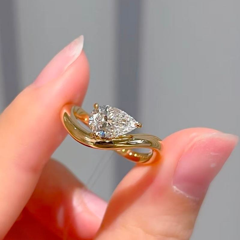 Yellow/White/Rose Gold -  18K