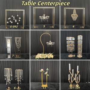 Columna de Cristal Dorada de Lujo LEDA, Pilar Acrílico Alto para Centro de Mesa, Decoración para Bodas, Eventos y Fiestas - Product Image 5