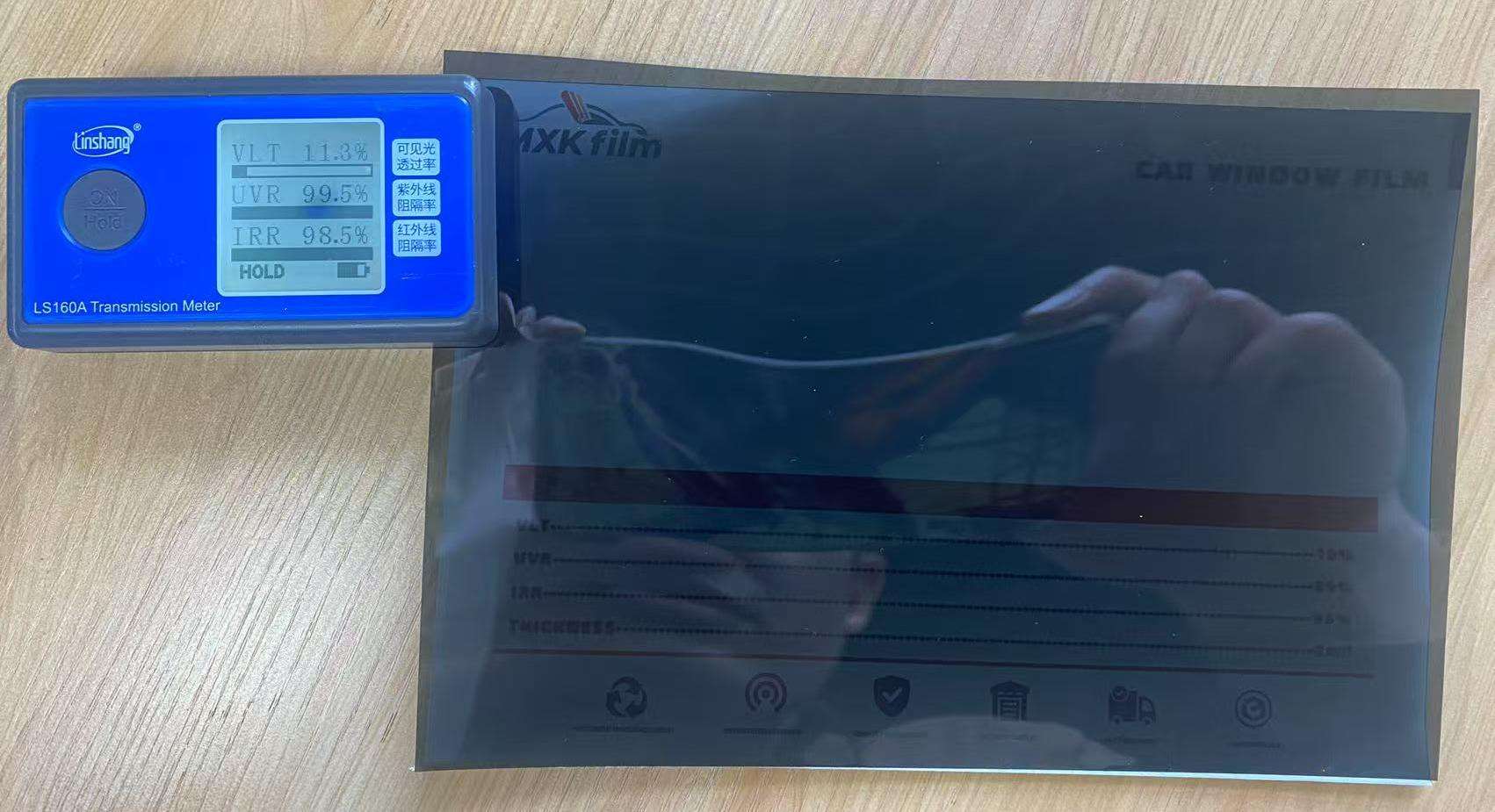 สีดำเข้ม