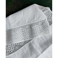 Collection de nappes et rideaux Daniele F. Linens and Filet, manuel de 1 kg en stock