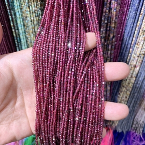 Hạt đá Garnet tự nhiên 2mm, mặt cắt vuông, dạng rời, dùng làm đồ trang sức tự chế, kích thước nhỏ, dùng làm phụ kiện - Product Image 2