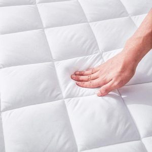 Coprimaterasso Trapuntato Ultra Morbido e Traspirante, Impermeabile e Anti-Cimici, per Letti Queen e King, per Uso Domestico - Product Image 2