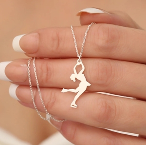 Collar de Patinaje Artístico Chapado en Oro de 18K, Collar Expresa Tu Pasión EN EL Hielo, Diseño de Retorno Layback, Joyería Artesanal de Patinaje sobre Hielo - Product Image 1