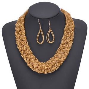 Collar multicapa y pendientes con estilo africano, bohemio, étnico, cuentas de semillas, conjunto de joyería, venta al por mayor - Product Image 5