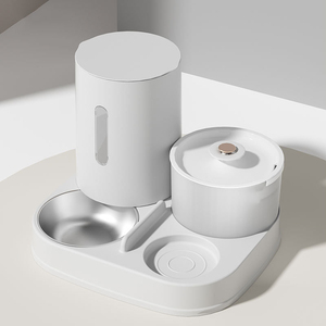 Nuevo Diseño, Dispensador de Agua y Comida Automático 2 en 1 Portátil y Sólido <span class=keywords><strong>para</strong></span> Mascotas, Bebedero Eléctrico USB <span class=keywords><strong>para</strong></span> Perros y Gatos - Product Image 1