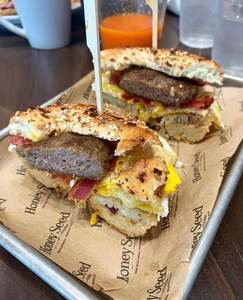 Papier alimentaire imperméable et résistant à la graisse en gros, logo personnalisé imprimé, papier d'emballage pour hamburger, papier ciré pour sandwich, papier ciré pour burger, sucre - Product Image 3