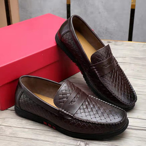 Mocassins Oxford élégants pour hommes, chaussures de conduite légères et respirantes, chaussures habillées pour affaires et occasions formelles - Product Image 6