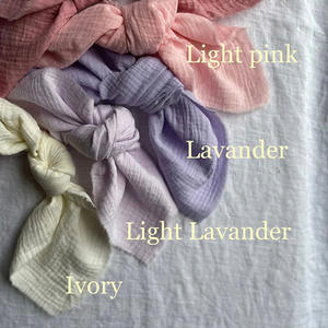 Serviettes de <span class=keywords><strong>gaze</strong></span> <span class=keywords><strong>double</strong></span> couche à franges 100% coton Décoration de table réutilisable pour les mariages d'hôtel Événement Serviettes de table en coton gaufré à pompons - Product Image 2