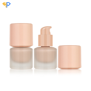 Fondotinta Liquido Mini Personalizzato Private Label, Impermeabile, Lunga Durata, Vegano, Copertura Totale, Opaco, per Correggere le Imperfezioni - Product Image 1
