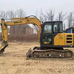 รถขุดตีนตะขาบมือสอง รถขุดวอลโว่ มือสอง รถขุดโคมัตสึ PC100 มือสอง - Product Image 1