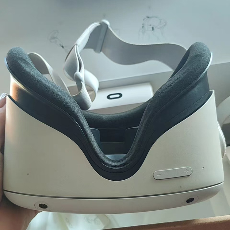 Oculus Quest 2 VR Headset 128GB/256GB, 120Hz Refresh Rate, WiFi 6
