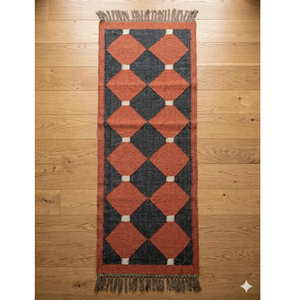 Tapis de couloir en laine et jute fait main |   Tapis Kilim Géométrique Noir en Terre Cuite pour Couloir et Entrée de Style Bohème, Sud-ouest et Ferme - Product Image 1