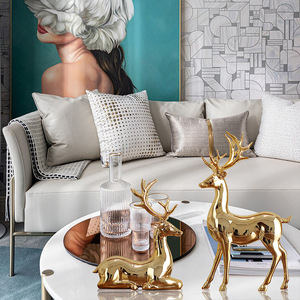 Decoración de Ciervo Chapado en Oro, Estilo Nórdico, Arte en Resina Sintética, Decoración Navideña para el Hogar, Adorno para Sala de Estar - Product Image 2