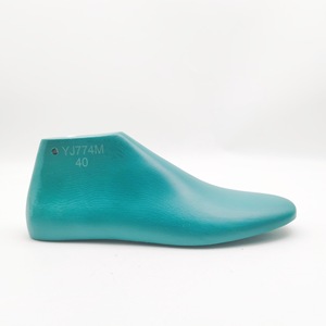 Forme à chaussures en plastique pour la fabrication de chaussures et la réparation de bottes – Outil durable anti-plis pour la confection de chaussures - Product Image 2