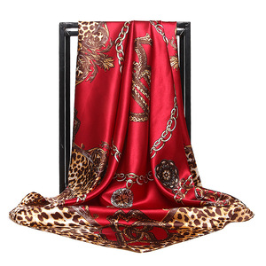 <span class=keywords><strong>Foulard</strong></span> en soie pour femme, imprimé léopard et chaîne, écharpe carrée pour le cou, <span class=keywords><strong>foulard</strong></span> de bureau, bandana, 90 cm, hijabs musulmans, écharpes - Product Image 3