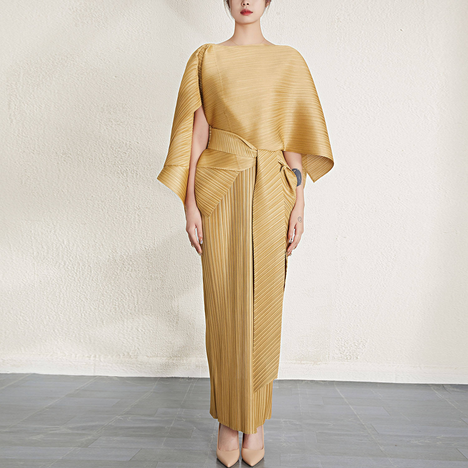 โกลเด้น