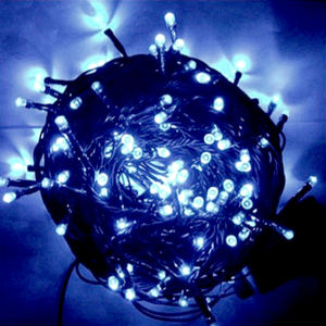 240 Lumières de Noël LED Blanc Froid avec Adaptateur 12+3MT - Product Image 1