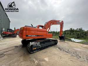 Excavatrice sur chenilles DOOSAN DX225LC 22 tonnes 99% nouvelle EPA certifiée CE Cummins Engine PLC Core de Shanghai - Product Image 2