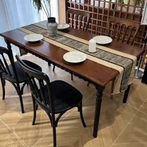 โต๊ะอาหารทันสมัย โครงไม้เนื้อแข็ง หน้าไม้ธรรมชาติ รูปทรงสี่เหลี่ยมผืนผ้า เหมาะสำหรับใช้ในบ้านและโรงแรม - Product Image 3