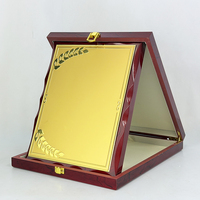 Boîte en bois rouge de forme rectangulaire avec plaque dorée, plaques de certificat, récompenses, plaque en bois personnalisée, récompenses MH-T332