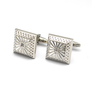 Gemelos recortados de metal de diseñador para hombre Nuevo lanzamiento para regalo de compromiso Boda o fiesta - Product Image 6