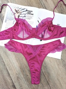 Conjunto de lencería sexy de satén con encaje al por mayor, sujetador con aros transpirable de copa 3/4 y tanga, conjunto de 2 piezas estilo francés para mujer - Product Image 4