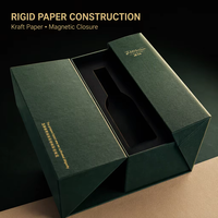 Boîte de présentation rigide en mousse moulée sur mesure en vrac, en carton recyclable pour l'assemblage de coffrets cadeaux de spiritueux artisanaux