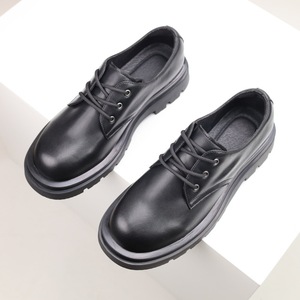 Chaussures Derby-bas en cuir véritable, semelle épaisse simple, design surélevé, style workwear noir, chaussures en cuir décontractées pour hommes - Product Image 1