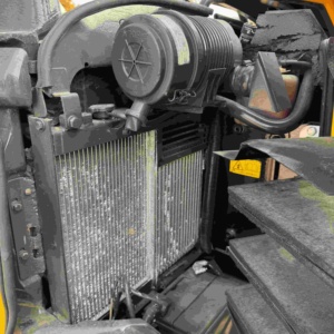 Mini Excavadora Usada Komatsu PC30MR a Precio Económico, Excavadora Hidráulica de 3 Toneladas, Mini Excavadora Usada para Jardín, Granja y Construcción - Product Image 5