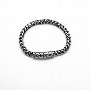 Pulsera de Cadena de Acero Inoxidable con Cierre de Barril Texturizado, Resistente al Deslustre, Impermeable, Joyería para Hombre, Uso Diario - Product Image 1