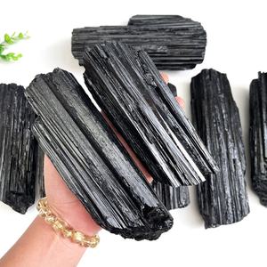 Turmalina Negra Natural de Alta Calidad, Piedra <span class=keywords><strong>en</strong></span> <span class=keywords><strong>Bruto</strong></span> de Gran Tamaño, Cristal Crudo Ecológico para Sanación y Feng Shui - Product Image 1
