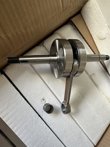 Vilebrequin de moto LF <span class=keywords><strong>MBK</strong></span> <span class=keywords><strong>AV10</strong></span> - Pièce de rechange neuve avec garantie d'un an, placement central - Product Image 1