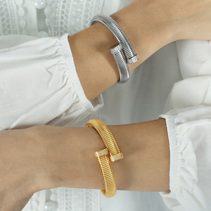 European American Minimalist Cross <b>Bracelet</b> Zinc Alloy <b>Crystal</b> Rhinestone Unisex Party Jewelry - Product Image 2