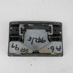 Plafoniera Interna Usata per Audi A6 Mk2 1997-2004 (47331) - Product Image 2