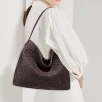 Sacs cabas en daim tissés à la main pour femmes automne hiver rétro grand sac simple de haut niveau tricoté à la main en velours