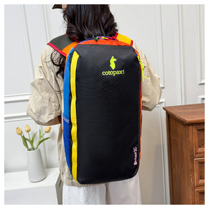Sac à dos de randonnée Cotopaxi 16L, couleur rouge, imprimé animal, léger, usage quotidien, ajustement réglable, unisexe - Product Image 4
