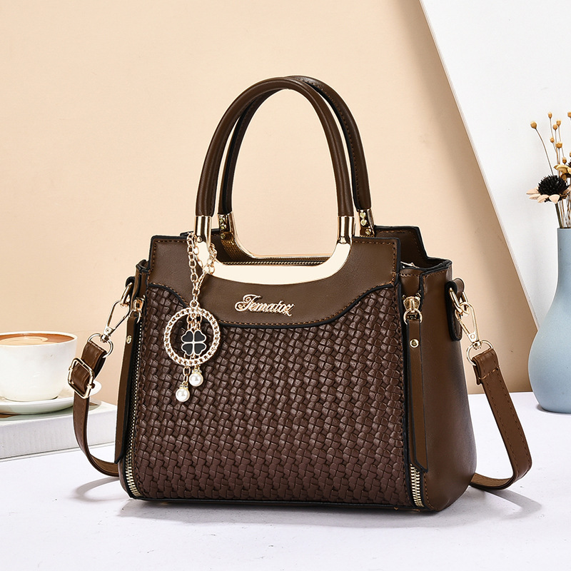 2024 New Fashion Bling Bling Woman