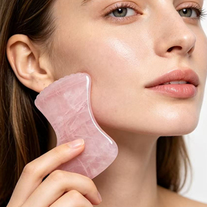 Nouvel outil de massage Gua Sha en quartz rose, masseur facial en quartz rose, <span class=keywords><strong>yoga</strong></span> facial <span class=keywords><strong>pour</strong></span> SPA, petite taille, facile à transporter - Product Image 2