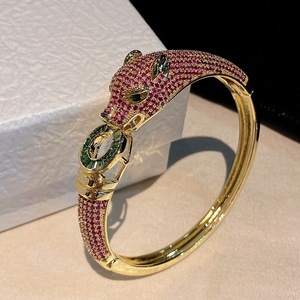 <span class=keywords><strong>Pulsera</strong></span> <span class=keywords><strong>de</strong></span> Zirconia con Baño <span class=keywords><strong>de</strong></span> Oro 18K y Diamantes, Estilo Leopardo, Novedad Transfronteriza, para Mujer, Superventas, Retro y <span class=keywords><strong>de</strong></span> Moda - Product Image 3